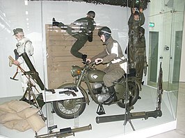 Feldjäger (MP) met M250B (Militärhistorisches Museum der Bundeswehr)