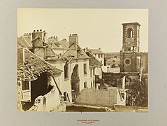 Ruines du village et de l'église.