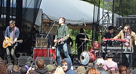 Tokyo Police Club op Riot Fest 2014