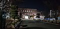 大学図書館の夜景