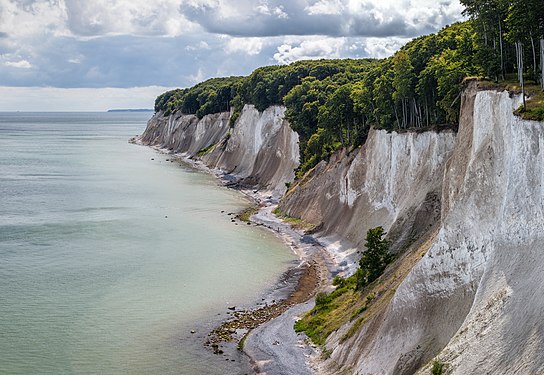 Cliffs and coastline in the Jasmund National Park, by Moahim