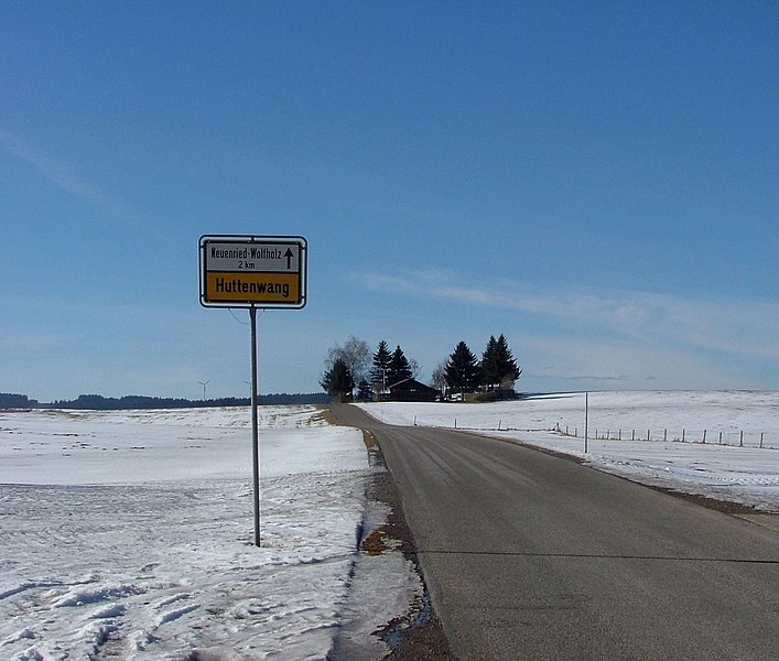 File:Nach Neuenried - panoramio.jpg