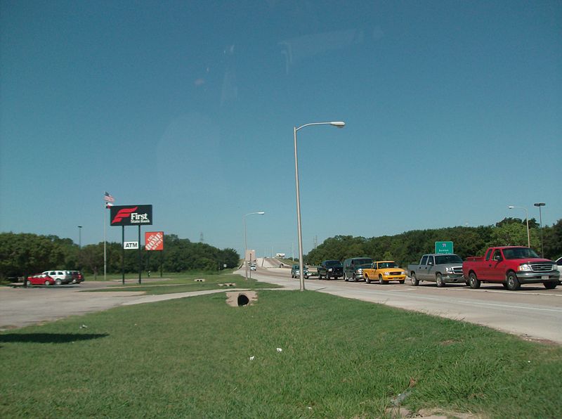 File:Highway 82.JPG