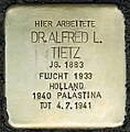 Stolperstein für Alfred Tietz vor dem Kaufhof, Gürzenichstraße 2