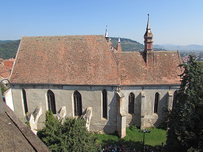 File:Biserica Manastirii din Sighisoara14.JPG