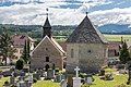 English: Western view with charnel house Deutsch: West-Ansicht mit Karner