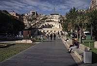 Jahlinmarceta_yerevan_cascade.jpg