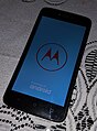 Moto C під час вмикання