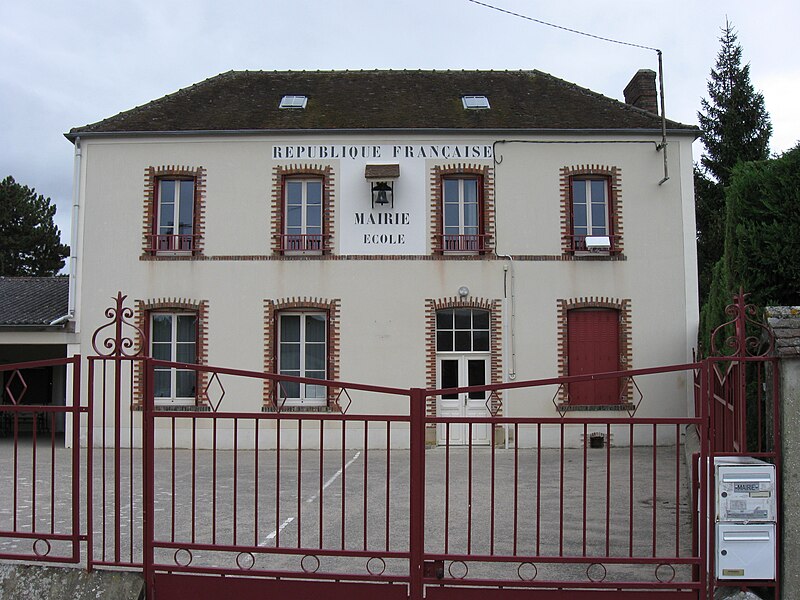 File:Cessoy-en-Montois mairie.jpg