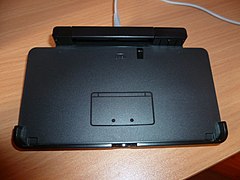 Nintendo 3DS - dock above.jpg