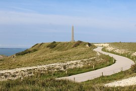 Cap Blanc-Nez, der Obelisk.JPG