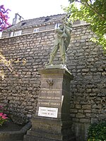 La Défense du drapeau (d) (monument aux morts de 1870)[92]