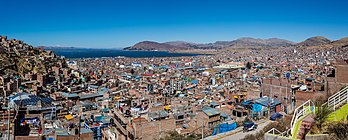 Puno et le lac Titicaca (Pérou). (définition réelle 10 214 × 4 096)