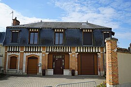 l'hôtel de ville.