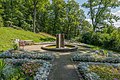 Springbrunnen mit Brunnenfigur