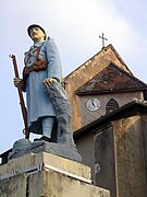 Poilu du monument aux morts d'Arjuzanx (Landes).