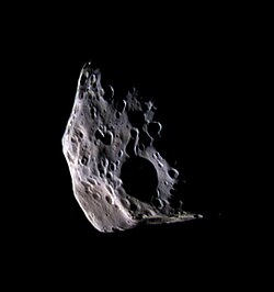 Epimetheus na snímku ze sondy Cassini (2007).