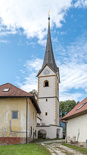 Thumbnail for File:Magdalensberg St. Thomas Pfarrhof und Pfarrkirche hl. Thomas 04102019 7235.jpg