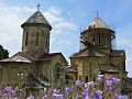 Szent György-templom (balra) és a Szűz temploma (jobbra)