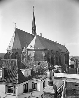 Noordoostzijde van de Broederenkerk in 1963