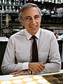 Biomedical researcher and discoverer of HIV Robert Gallo '59