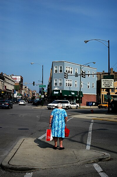 File:Funeral Home Ahead at Right.jpg