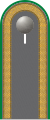 Dienstgradabzeichen eines Unteroffiziers der Panzergrenadiertruppe auf Schulterklappe der Jacke des Dienstanzuges für Heeresuniformträger