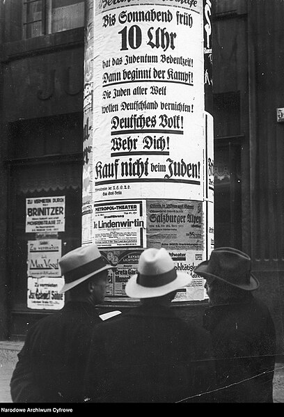 File:Judenboykott 1933-04 Anti-Semitic Nazi boycott of Jewish businesses shops Berlin SA Sturmabteilung propaganda terror action Poster column billboard Kauft nicht bei Juden Sonnabden 10 Uhr Bedenkzeit Narodowe Archiwum Cyfrowe 3 1 0 17 124.jpg