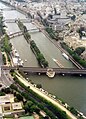 Pont de Bir-Hakeim und Île aux Cygnes vom Eiffelturm aus gesehen