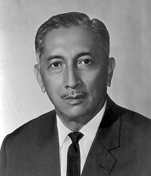 File:Yusuf Ishak.jpg