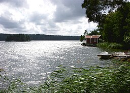 Sjön Magelungen mot väst