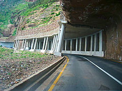 Abris en pierres sur la Chapman's Peak Drive.