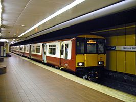 First ScotRail/SPT Class 318 te Glasgow Central