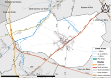 Carte en couleur présentant le réseau hydrographique de la commune