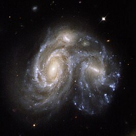 Opname van NGC 6050A (links) en NGC 6050B (rechts)