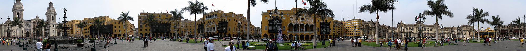 Panorama vido de 360 gradoj de la placo Plaza Mayor de Lima