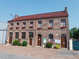 The town hall in Sars-et-Rosières