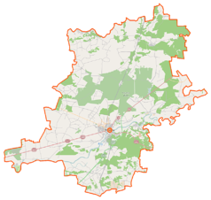 Mapa konturowa powiatu wyszkowskiego, blisko centrum na lewo znajduje się punkt z opisem „Leśniczówka Dąbrowa”