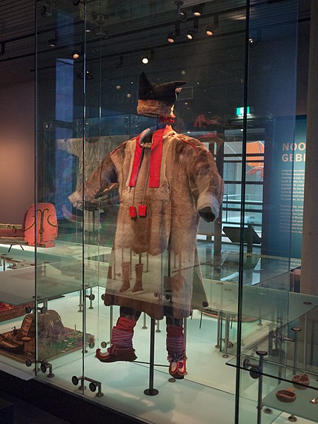 File:Museum Volkenkunde Leiden P1050457 (14834285915).jpg