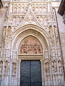 Puerta de Campanielles