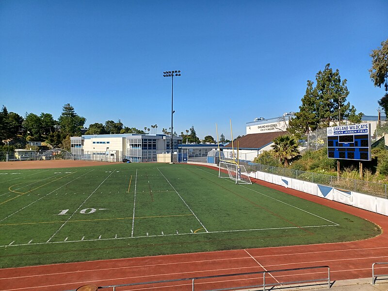 File:Oakland High School 4.jpg