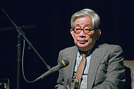 Kenzaburo Oë in het Japans Kultuurinstituut in Keulen (4 november 2008)