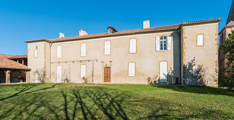 File:Castle of Pellefigue (2).jpg