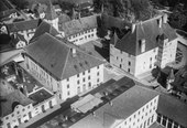 La cour du château vue d'avion.