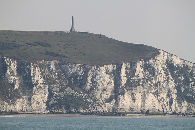 File:Cap Blanc-Nez in France.jpg