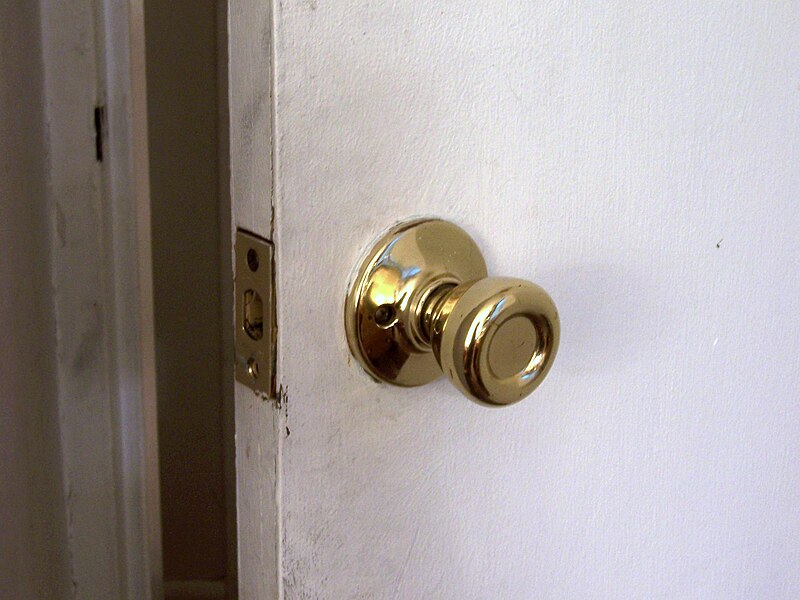 File:Gold doorknob.jpg