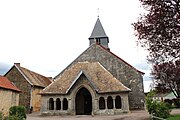 La façade de l'église.