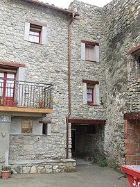 Portal d'entrada al poble clos