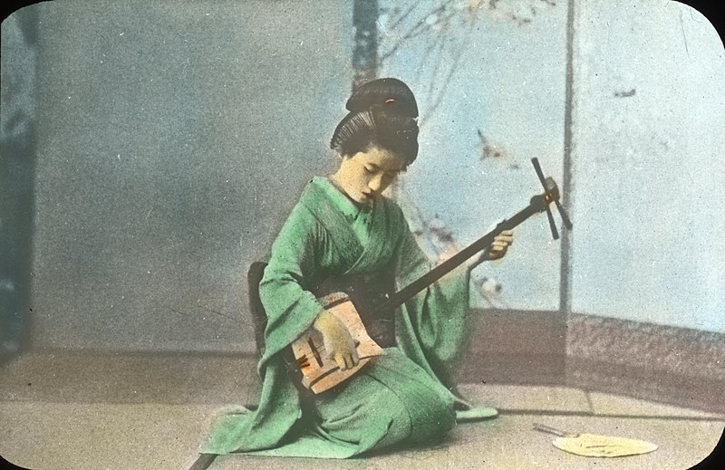 File:Geisha Girl Playing the Samisen (4787676913).jpg