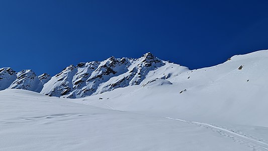 Der Piz Bles, aufgenommen vom nördlich gelegenen Val da la Bles.